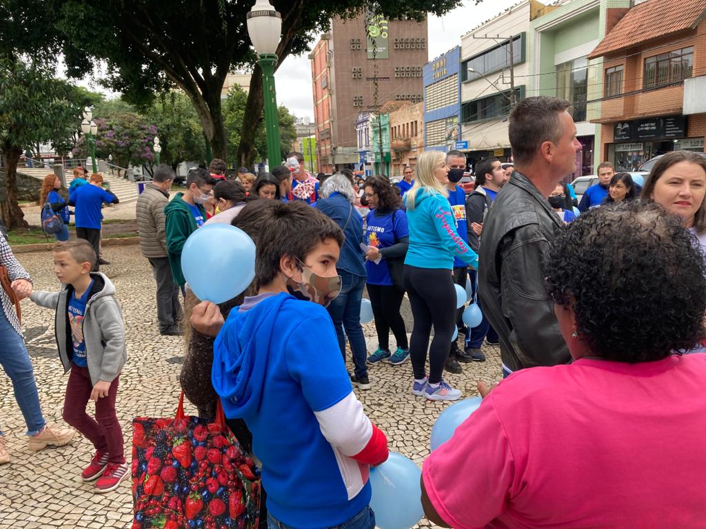 Foto do início do trajeto, feita na Praça Barão de Guaraúna.